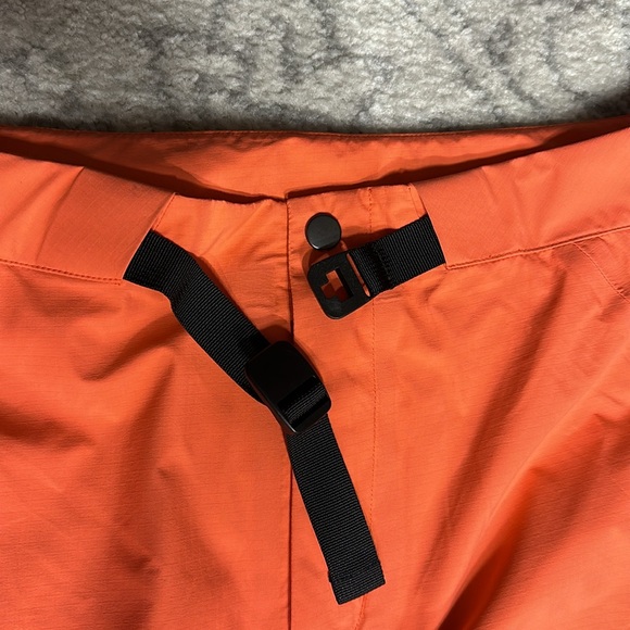 Patagonia Coral Waterproof Rainpants - Picture 3 of 10